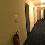Hotel Wok *