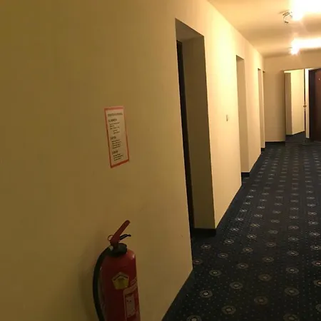 Hotel Wok *